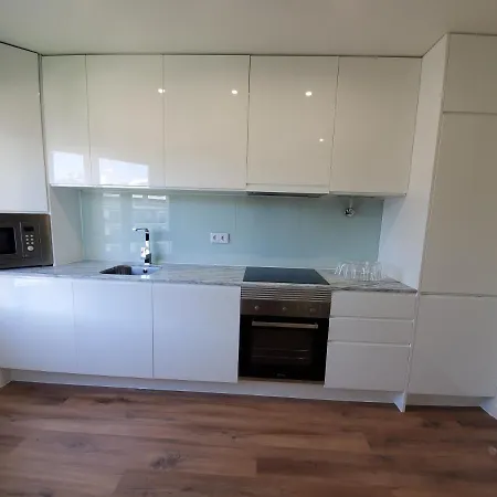 Luxury With Parking And Near Metro Lejlighed *