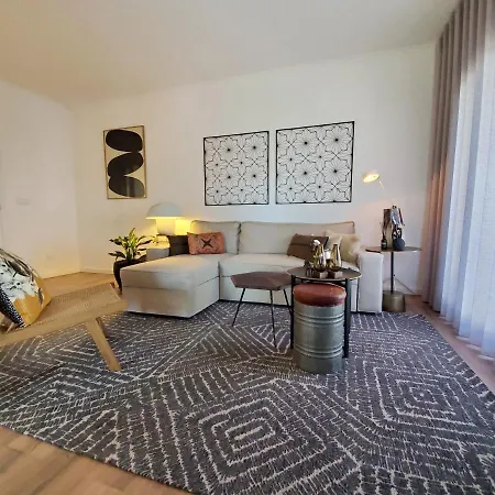 Luxury With Parking And Near Metro *